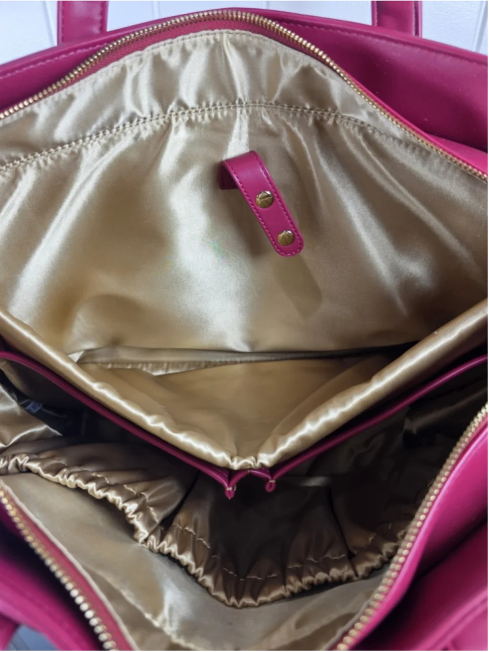 White Elm Aquila Tote Bag Fuchsia Pink Vegan Leather Laptop Work Travel Bag Read